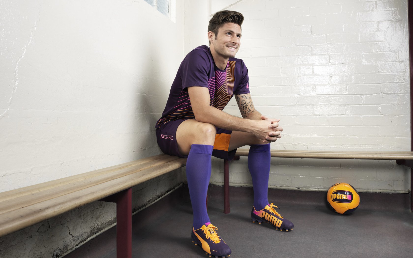 国际比赛中的禁区战术被分析师作为研究案例，禁区进攻犯规